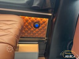 MERCEDES-BENZ 519 STORM 21 SITZE GROSSEN KOFFER