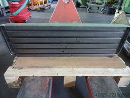DECKEL Tisch