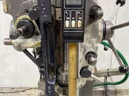 Bridgeport BR2J2 Turret Milling Machine