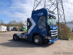 SCANIA R410 N323 LNG Retarder beschädigt