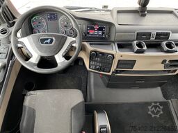 MAN TGX 26.460 6x2/4 BLS / Automatic / Steering axle