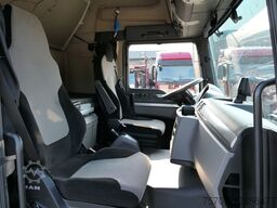 MAN TGM 15.290 geschloss. Autotransp. Komplettzug