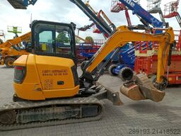 JCB 50 Z2 Diesel 5t + 3 Löffel