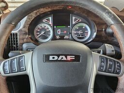 DAF XF 530 6x2/4 / RETARDER / PARKING COOLER / 2 TANKS