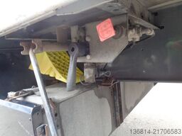 SCHWARZMÜLLER J-Serie Staplerhalterung Lift- + Lenkachse