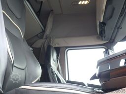 DAF XG+ 530 Skylight/Intarder/2xTank/Leder/Standklim