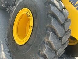 Komatsu WA380-8E0HL