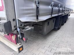 Schmitz Cargobull Curtainsider Mega