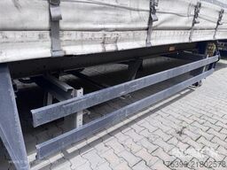 Schmitz Cargobull Curtainsider Mega