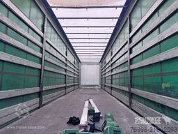 Schmitz Cargobull Curtainsider Mega