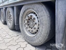 Schmitz Cargobull Curtainsider Mega