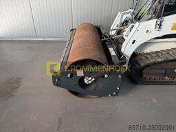 Bobcat Vibratory roller 203 cm | 80 inch