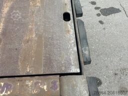 M&V CHASSIS LIFTACHSE MITTE-HECKAUSSCHUB