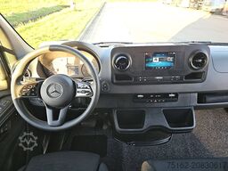 MERCEDES-BENZ SPRINTER 317 L2H2 Mbux RWD!
