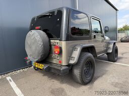 Jeep WRANGLER TJ 4.0i 4x4