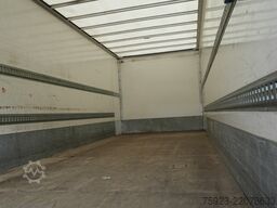 MAN TGL 12.190 Closed box truck