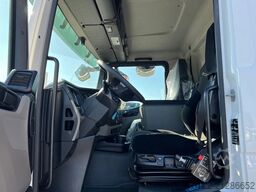 MAN TGM 18.320 4x4 Meiller Trigenius FASSI F135