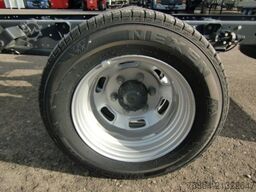 IVECO DAILY 40 - 180 FAHRGESTELL, E6 AUTOMATIK