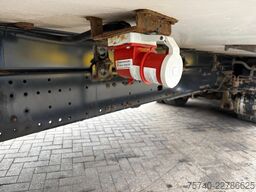 MAN TGM 26.290 + CHEREAU 9.31 METER + CARRIER SUPRA...