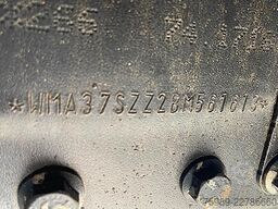 MAN TGS 35.400 8x4 TSCI auger, RETARDER,   6 COMPAR...