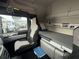 MAN TGS 34.420 8×2 M-TEC Silosteller / Swiss-Vehicle