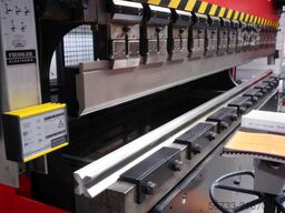 AMADA HFBO 220/3  3100 x 220 to