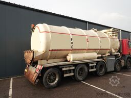 Scania P 380 – 10x4 blow and suck truck