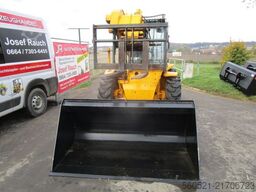 JCB 525-50 (2,5 Ton.-5m) mit Palettengabel