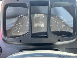 Mercedes-Benz Unimog U5023 TLF 3000