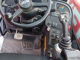JCB 555P210R