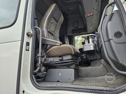 Volvo FH16 550HP 6X4 Dreiseitenkipper