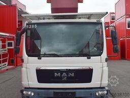 Amann Werkzeugmaschinen GmbH Amann Werkzeugmaschinen GmbH Amann Werkzeugmaschinen GmbH