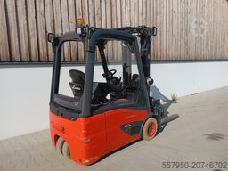 Linde E 16 Triplex Zinkenverstellgerät