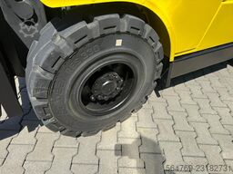 Hyster H 5.5 XM // Full cabin // Only 6135 hour