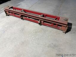 sonstige Ausgleichsbock für gekröpften Tieflader