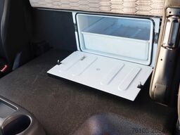 DAF CF 320 Bak+Klep Dhollandia  2.000 kg