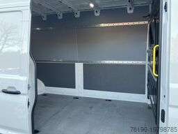 VOLKSWAGEN Crafter 35 Kasten TDI LR *Hochdach*AHK*RüKam