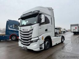 IVECO S-WAY 530 * RETARDER * 2 X TANK * ACC * WENIG KM