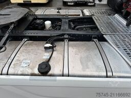 IVECO S-WAY 530 * RETARDER * 2 X TANK * ACC * WENIG KM