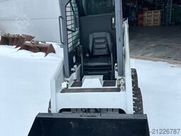 Bobcat 453