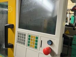 Arburg 470C 1500-400 mit dem Roboter