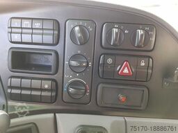 MERCEDES-BENZ Actros 2032 A 4x4 Bucher STKF 9500 Airport