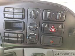 MERCEDES-BENZ Actros 2032 A 4x4 Bucher STKF 9500 Airport