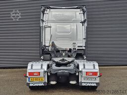 Scania S590 V8 4x2 / RETARDER / FULL AIR / 219DKM