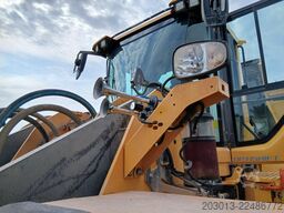VOLVO L180H Radlader 29,7 t *Waage *12.069 h
