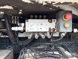 MERCEDES-BENZ AROCS 4451 8x4 EURO 6 Betonpumpe SERMAC 5RZ51