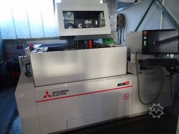 Mitsubishi MV2400S II