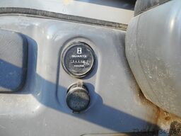 New Holland E39B-SR ( 3.900kg ) 4 Löffel