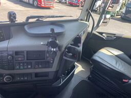 Volvo FH 540 8x2 Euro 6 HMF 8520-O-H6 + JIB FJ 2000-K6