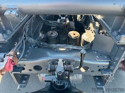 MERCEDES-BENZ Actros 3341 6x6 Kipperfahrgestell mit Zylinder